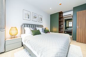 2BR Beachside 200 m to BangTao beach