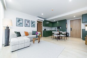 2BR Beachside 200 m to BangTao beach
