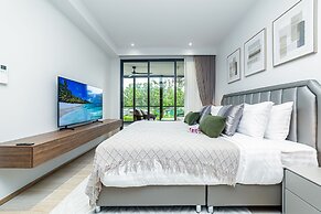 2BR Beachside 200 m to BangTao beach