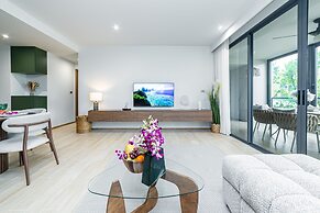 2BR Beachside 200 m to BangTao beach