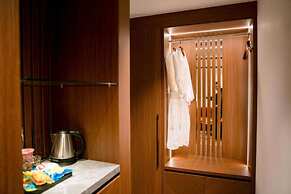 Toan Cau Hotel