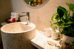 Toan Cau Hotel