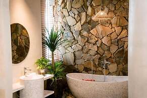 Toan Cau Hotel