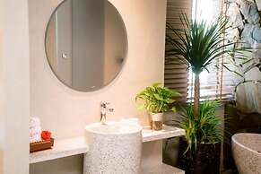 Toan Cau Hotel