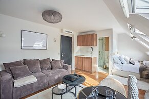 Lou Suites