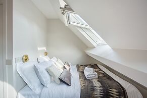 Lou Suites