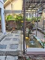 Spacious Entire House With Shared Fitness Room and Shared Indoor Pool 