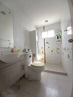 Spacious Entire House With Shared Fitness Room and Shared Indoor Pool 