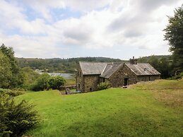 Ty Newydd