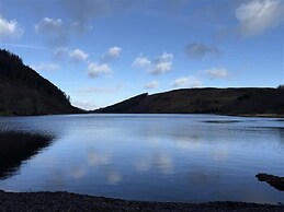 Ty Newydd