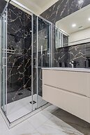 Luxury near the Station 2 bedrms 2 baths