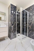 Luxury near the Station 2 bedrms 2 baths