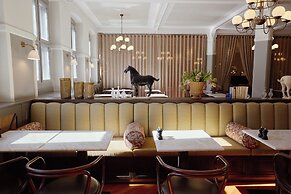 Henrik's Hotel