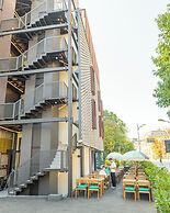 NISHANI BOUTIQUE MOTEL