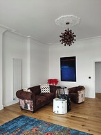 Lavish Collections