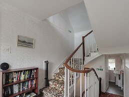 Ivy House