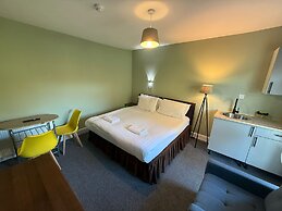 Studio 33-Free Private Parking