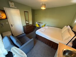 Studio 33-Free Private Parking
