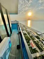 Holiday in orbi city