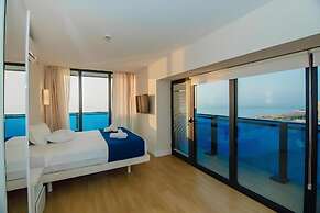 Holiday in orbi city