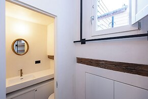 Rental in Rome Coronari Apartment