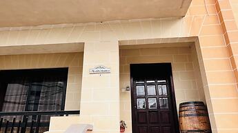 7 MEDITERRANEA VILLA
