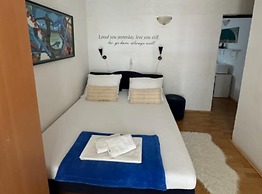 Duga House