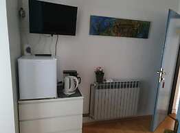 Duga House