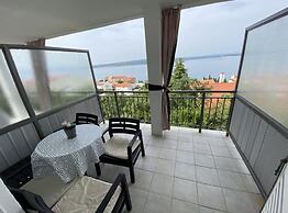 Duga House