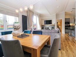 7 Lake View