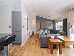 7 Lake View