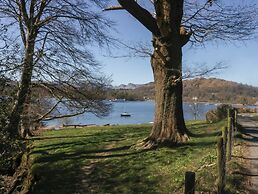 7 Lake View