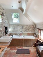 Maison piscine & tennis partagés