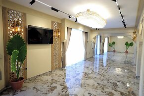 Amir Plaza Premium