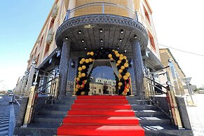 Amir Plaza Premium
