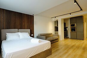Noon Central Hotel