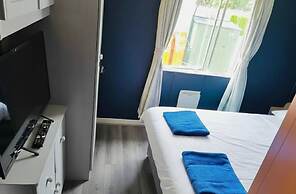 Seaside Caravan , Free Wifi , Pet Friendly