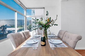 2bed Central Apartment in Cape Town Atlantic Point