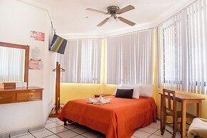 LOS GIRASOLES HOTEL