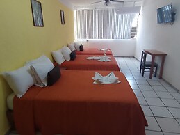 LOS GIRASOLES HOTEL