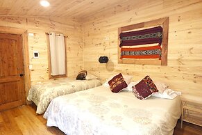 Km 6 River Lodge