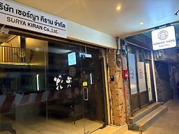Nomad Yard Hostel Khaosan