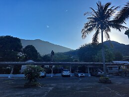 White house bailan resort