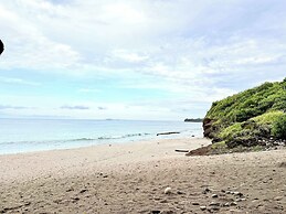 Bolongo 1BR Your Exclusive Oceanfront Escape