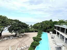 Bolongo 1BR Your Exclusive Oceanfront Escape