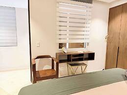 Bolongo 2BR Your Exclusive Oceanfront Escape