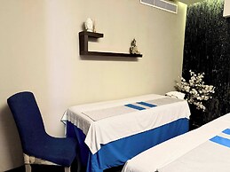 Bolongo 2BR Your Exclusive Oceanfront Escape