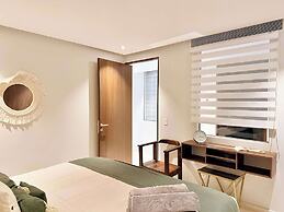 Bolongo 2BR Your Exclusive Oceanfront Escape