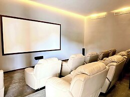 Bolongo 3BR Your Exclusive Oceanfront Escape