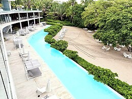 Bolongo 3BR Your Exclusive Oceanfront Escape